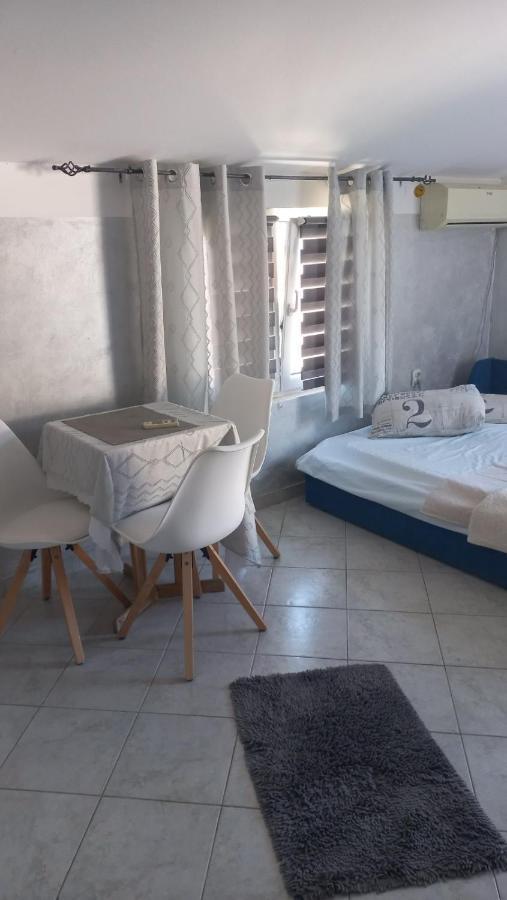 Belane Apartments Tivat Exterior foto