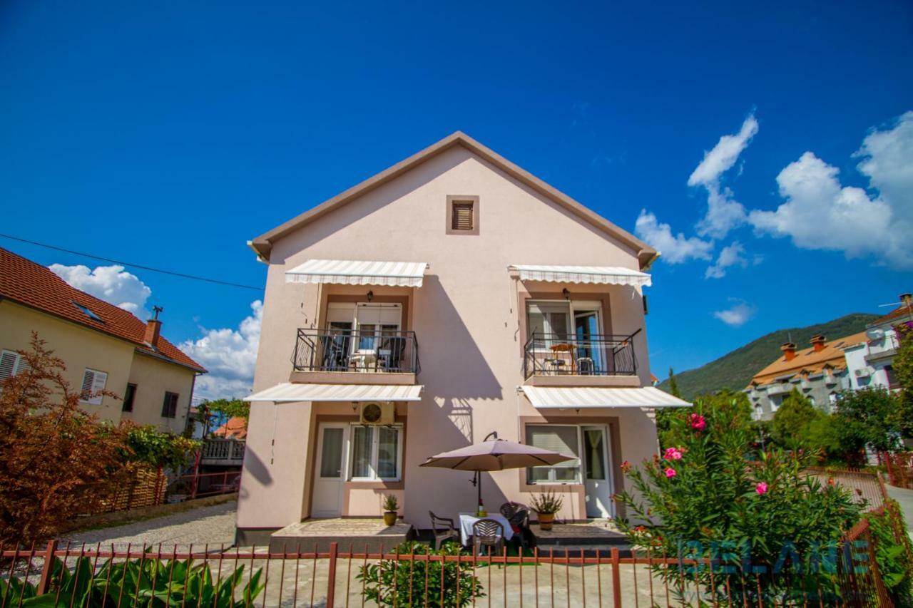 Belane Apartments Tivat Exterior foto